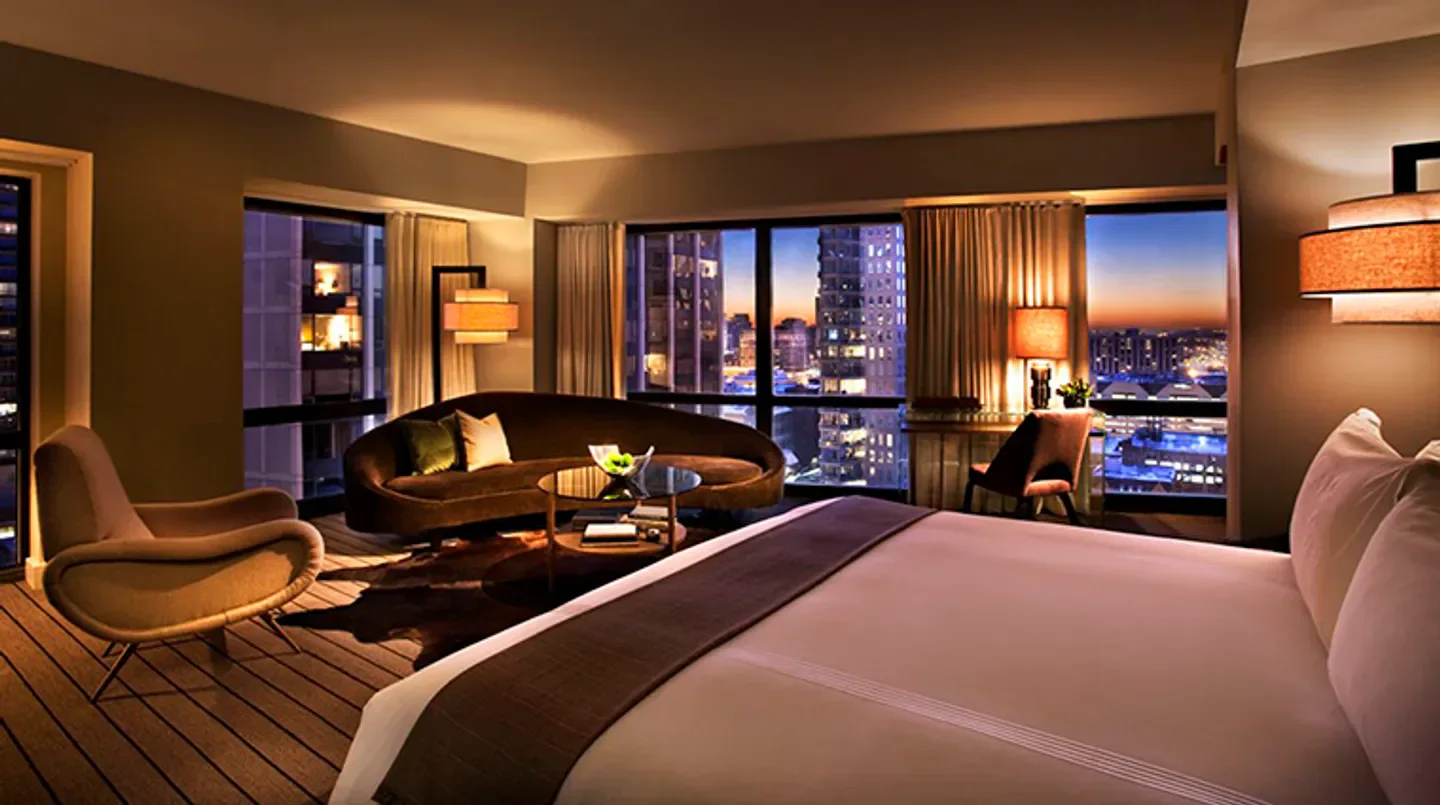 Luxury room at Thompson Chicago hotel with stunning Chicago city views.