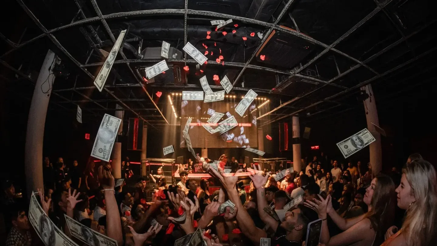 Le TOP 10 Discoteca Aperte il Giovedì a Bali