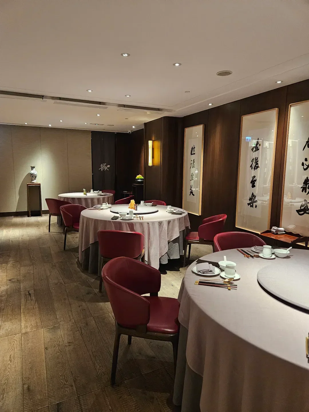 The TOP 10 Romantic Restaurants in Hong Kong