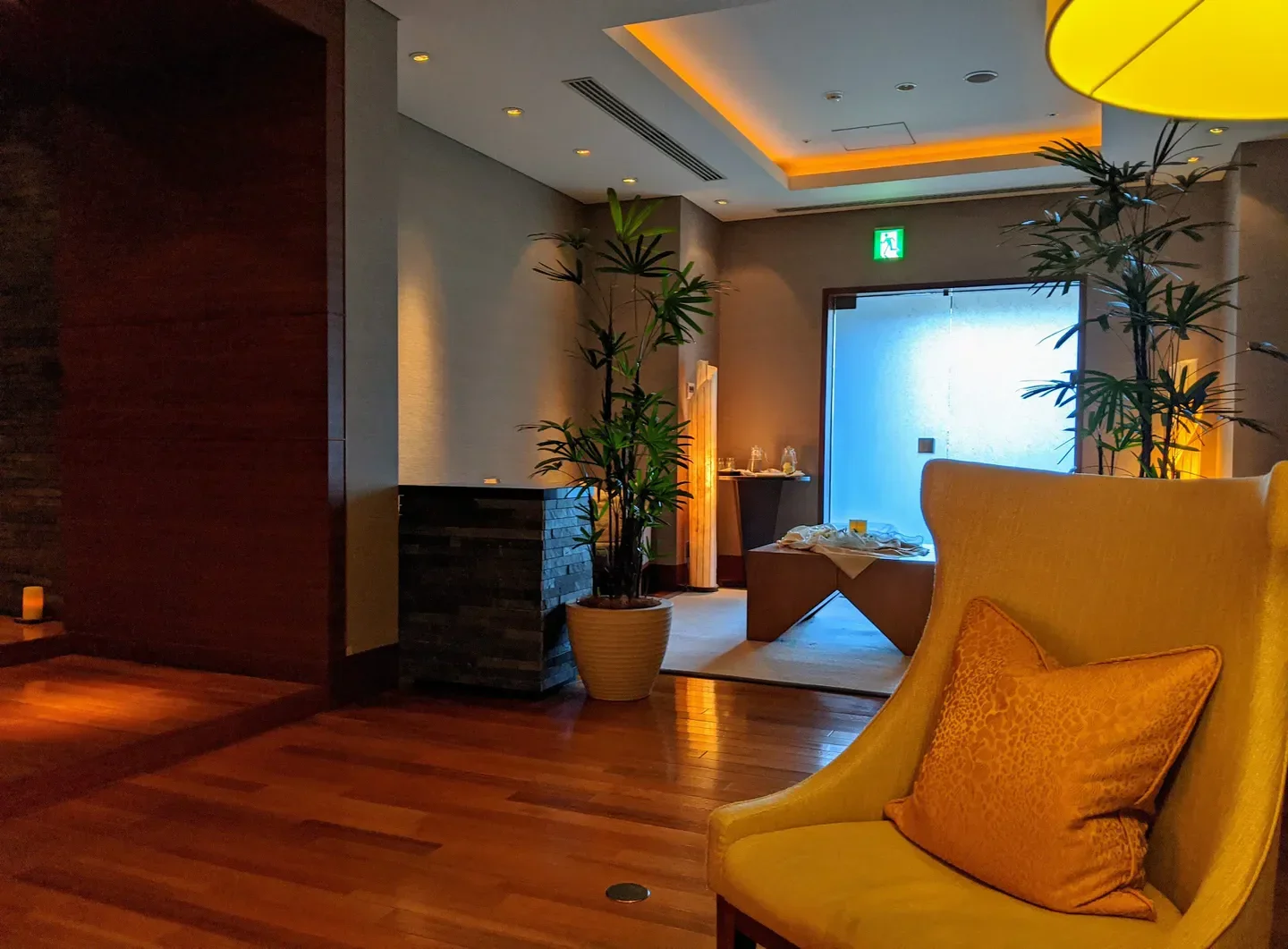 Interior of Yu, The Spa in Tokyo with an inviting armchair and tranquil atmosphere