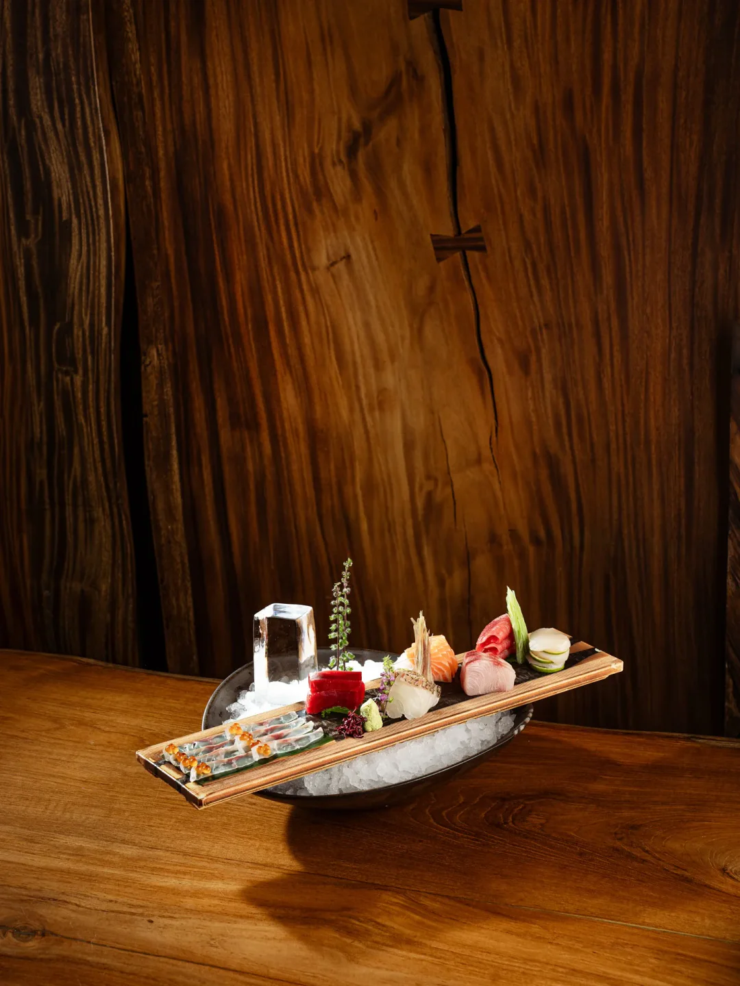 ROOM 614 XI Undecima hora matutina シューヤ Zuma Madrid Reservations | Alotea Concierge